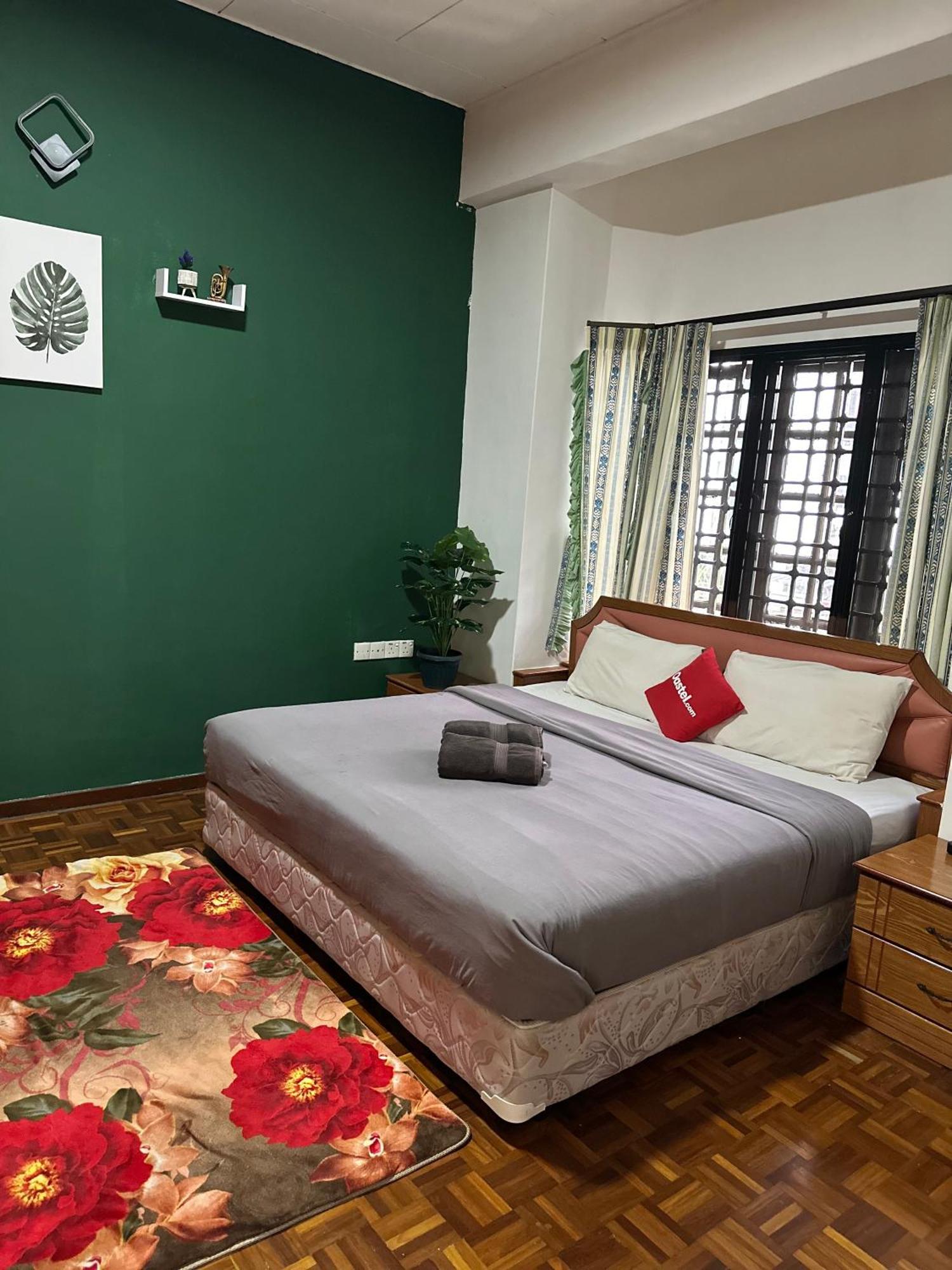 Отель 100 Oastel Coliving Танах-Рата Экстерьер фото