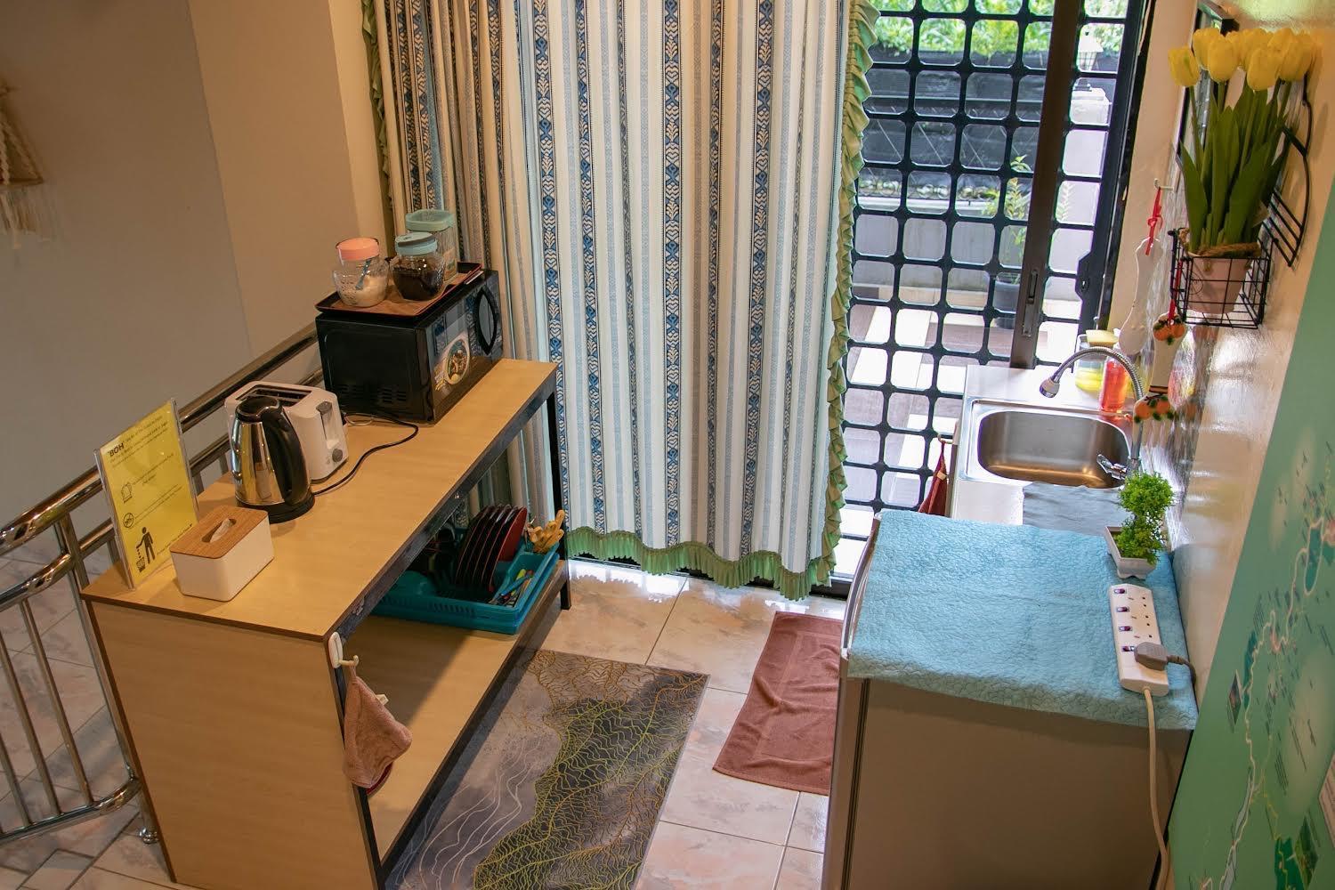 Отель 100 Oastel Coliving Танах-Рата Экстерьер фото